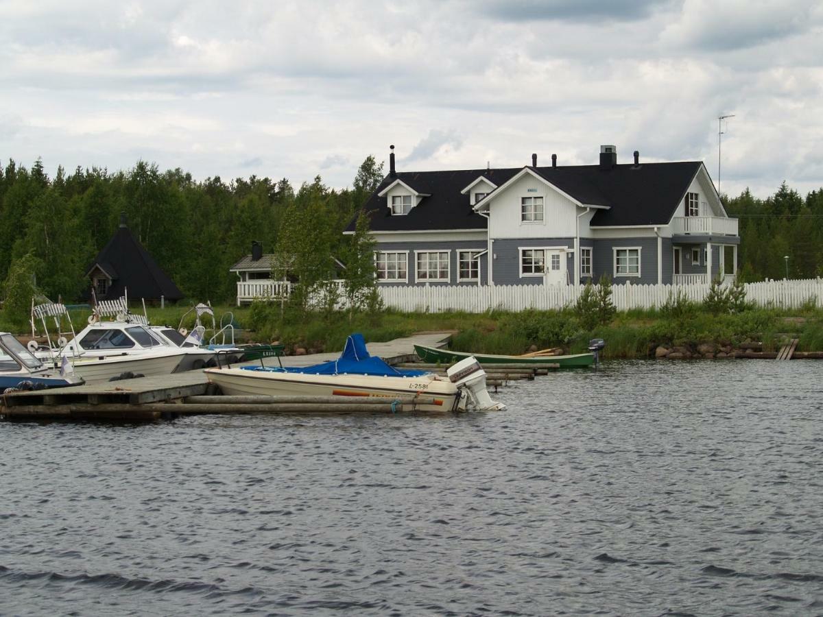 Miekojärvi Resort Pello Exteriör bild